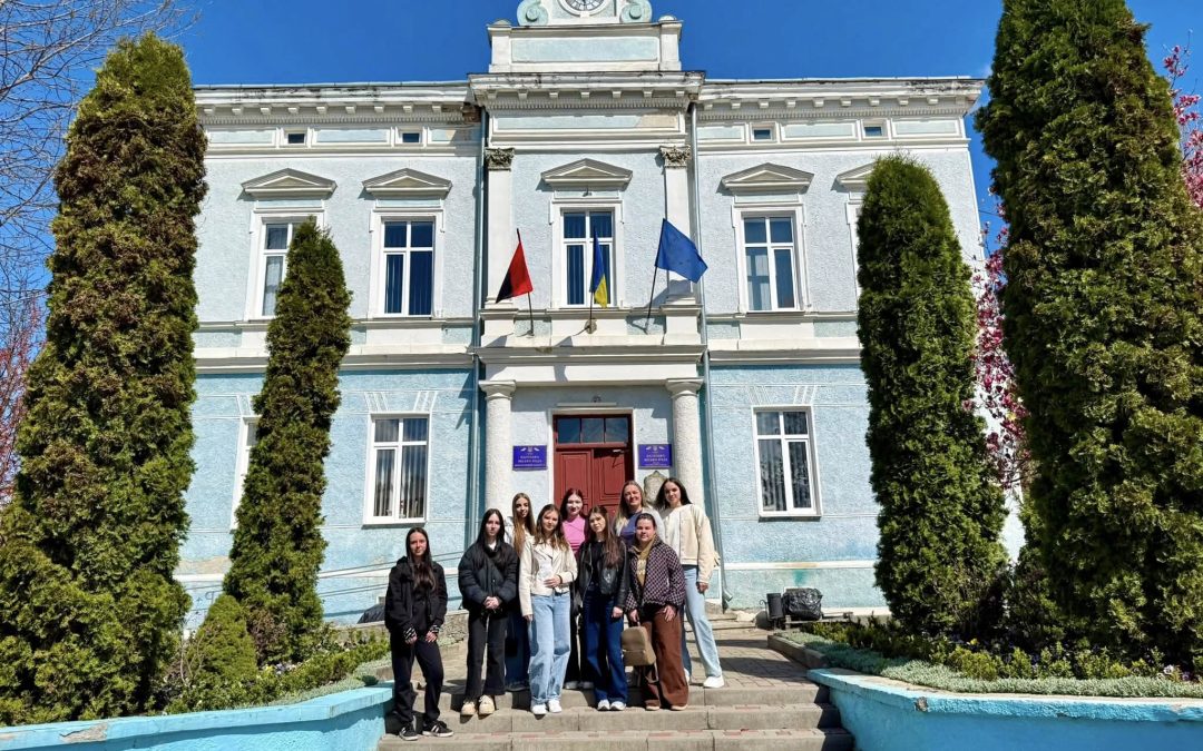 🎓 Старт у професію: майбутні управлінці опановують ази діловодства у Калуській міській раді